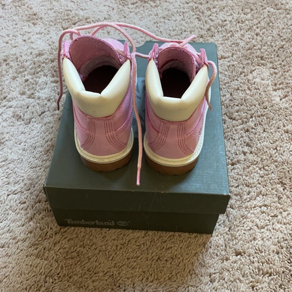 Timberlands - Picture 3 of 4